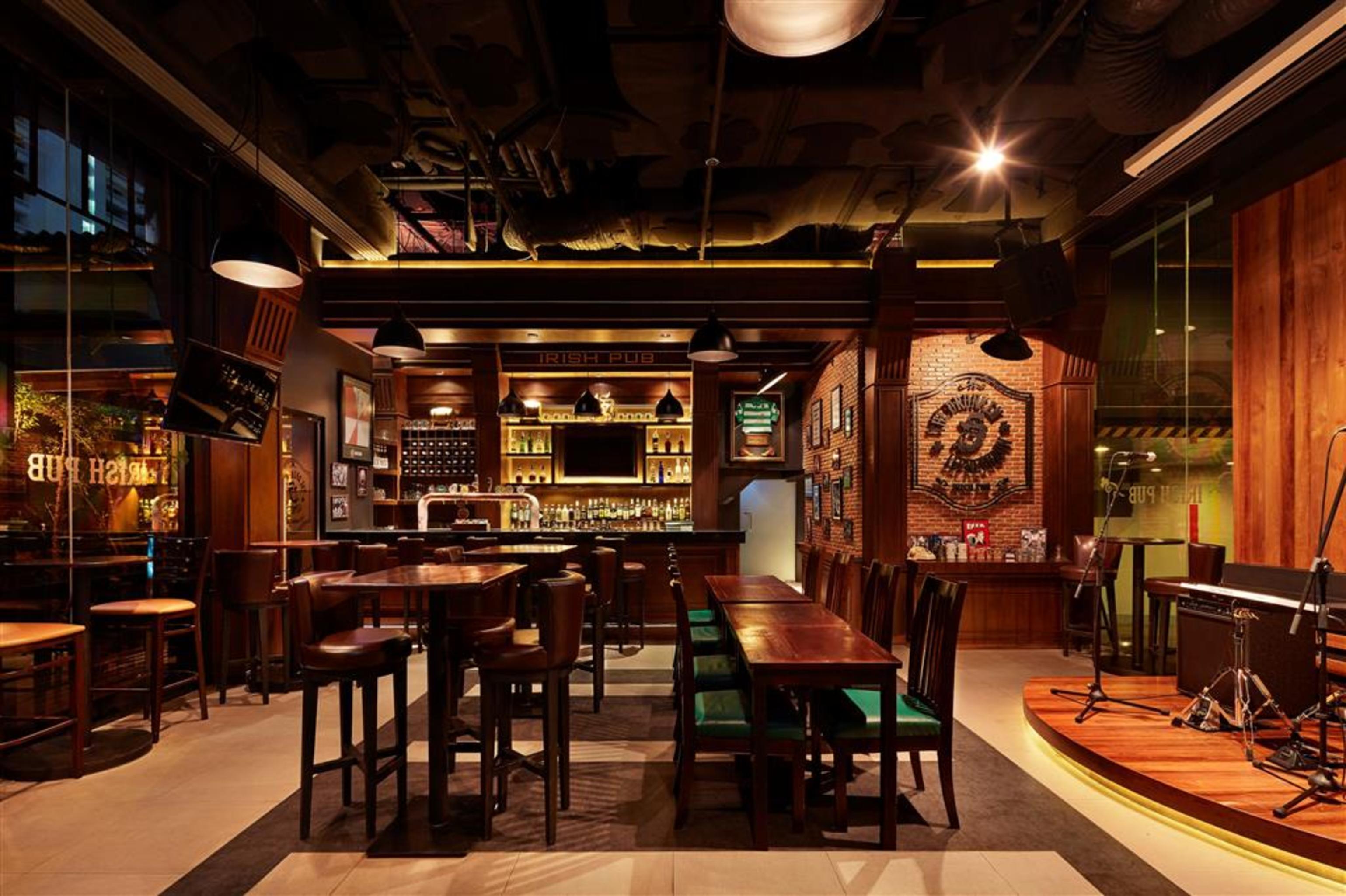 Four Points By Sheraton Bangkok, Sukhumvit 15 Экстерьер фото
