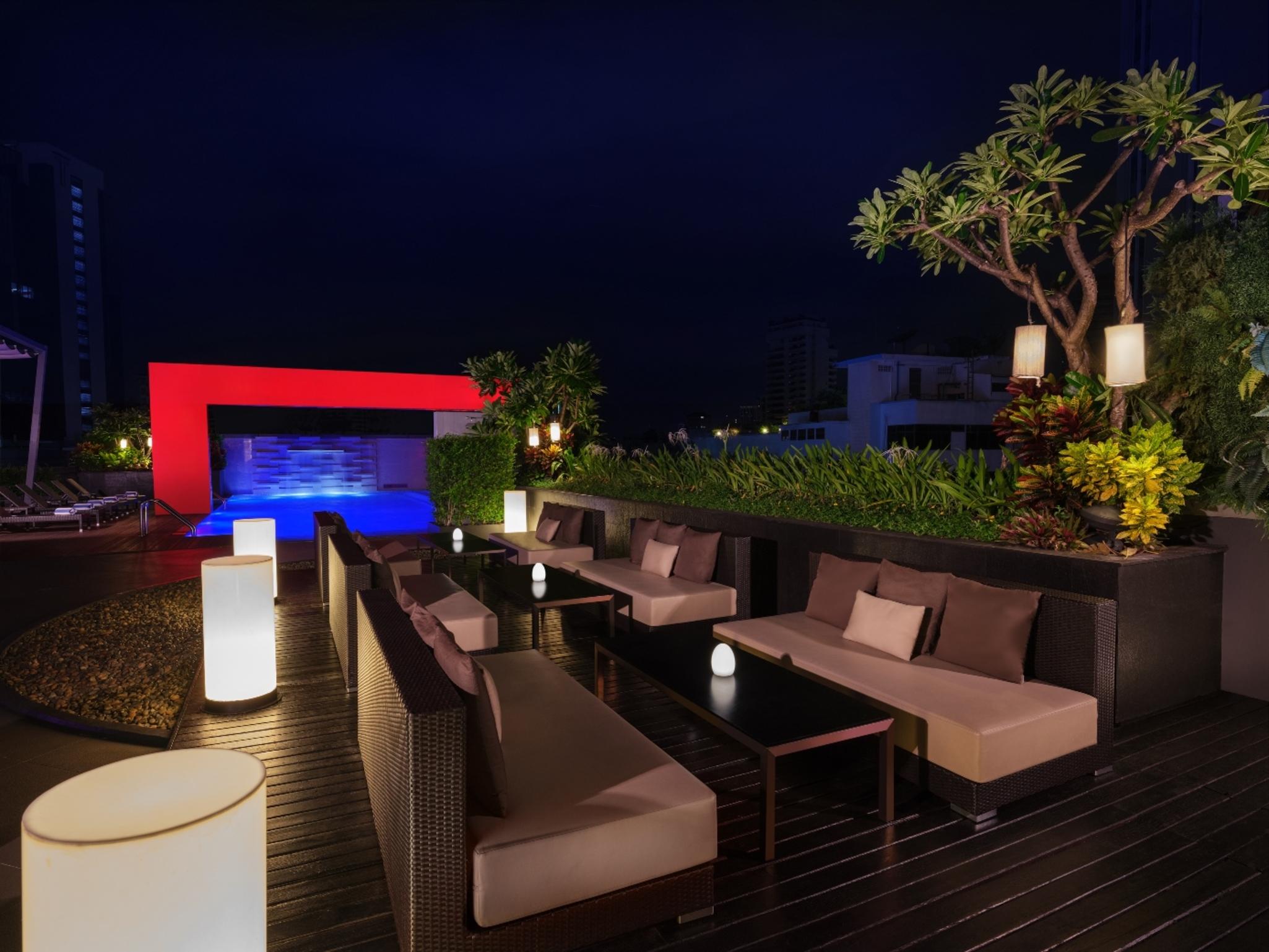 Four Points By Sheraton Bangkok, Sukhumvit 15 Экстерьер фото