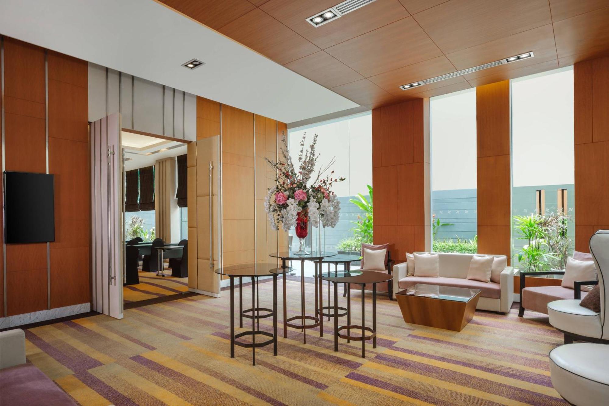 Four Points By Sheraton Bangkok, Sukhumvit 15 Экстерьер фото