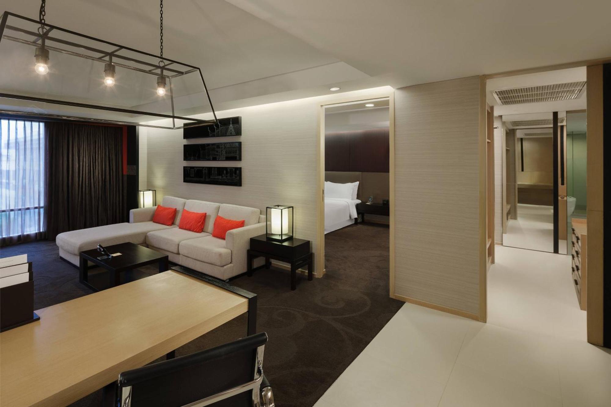 Four Points By Sheraton Bangkok, Sukhumvit 15 Экстерьер фото